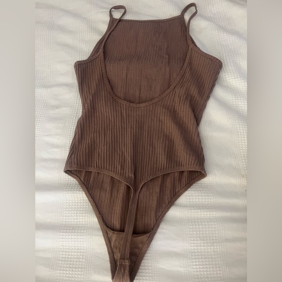 ARITZIA WILFRED XS BODYSUIT - Picture 2 of 2